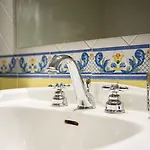 Via Melisurgo 23 *