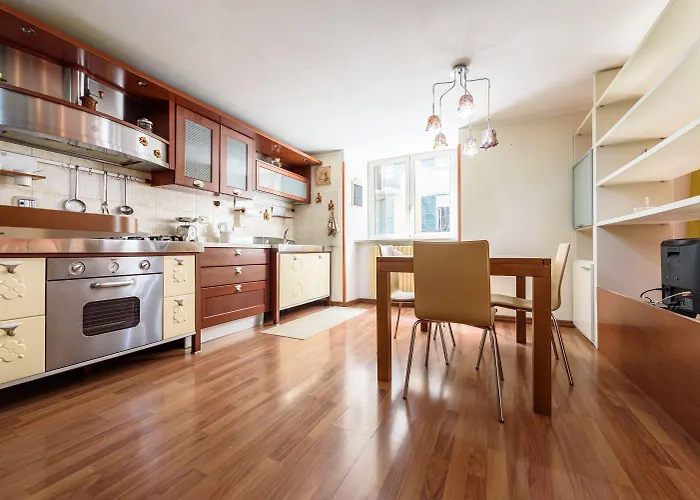 Via Melisurgo 23 * Naples