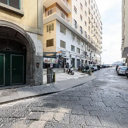 Via Melisurgo 23 * Napels