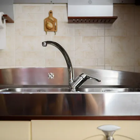 Via Melisurgo 23 * Napels